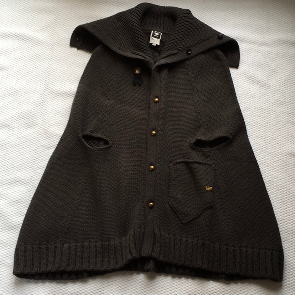 G-Star women’s sweater cape. Medium.